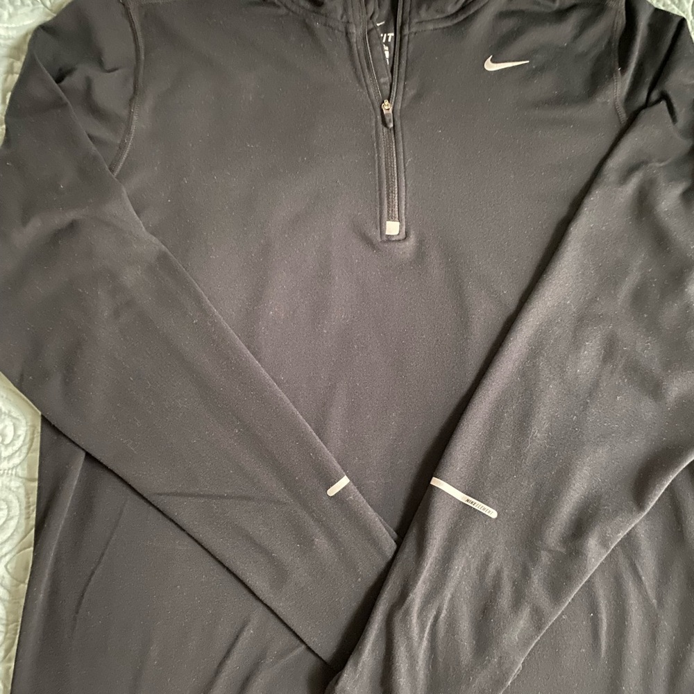Nike Pull Over